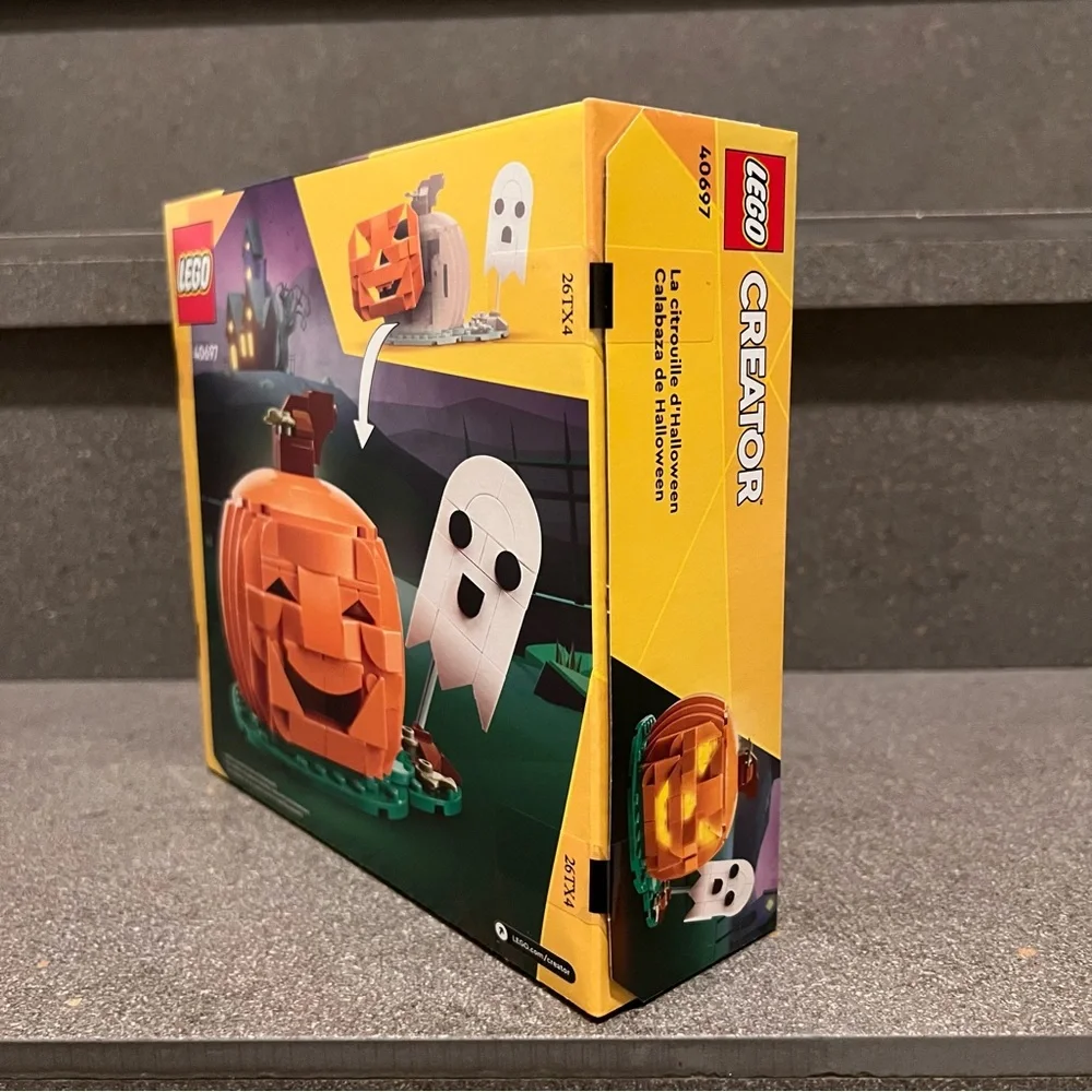 LEGO Light Up Two Faces Halloween Pumpkin with White Ghost 40697, 254 Pieces,NIB